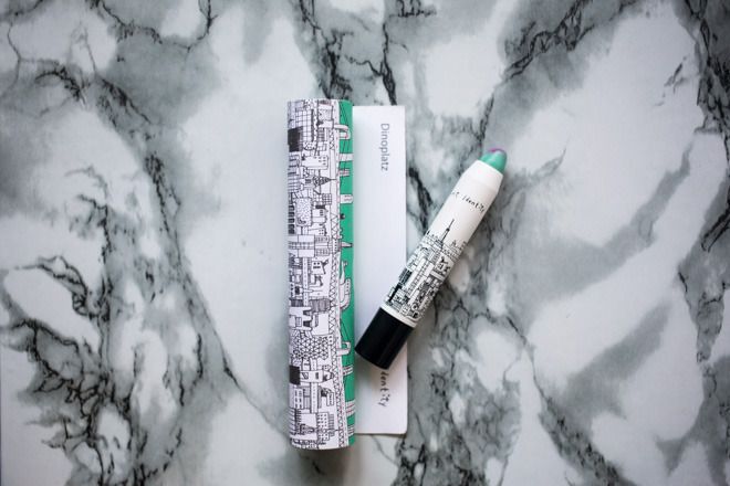 korean makeup, innisfree, too cool for school, etude house, laneige, ulzzang, green, lipstick
