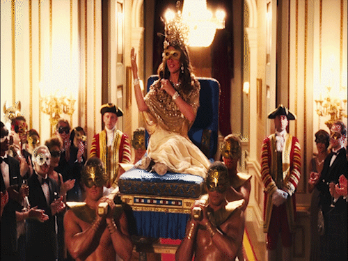 The Royals Trono