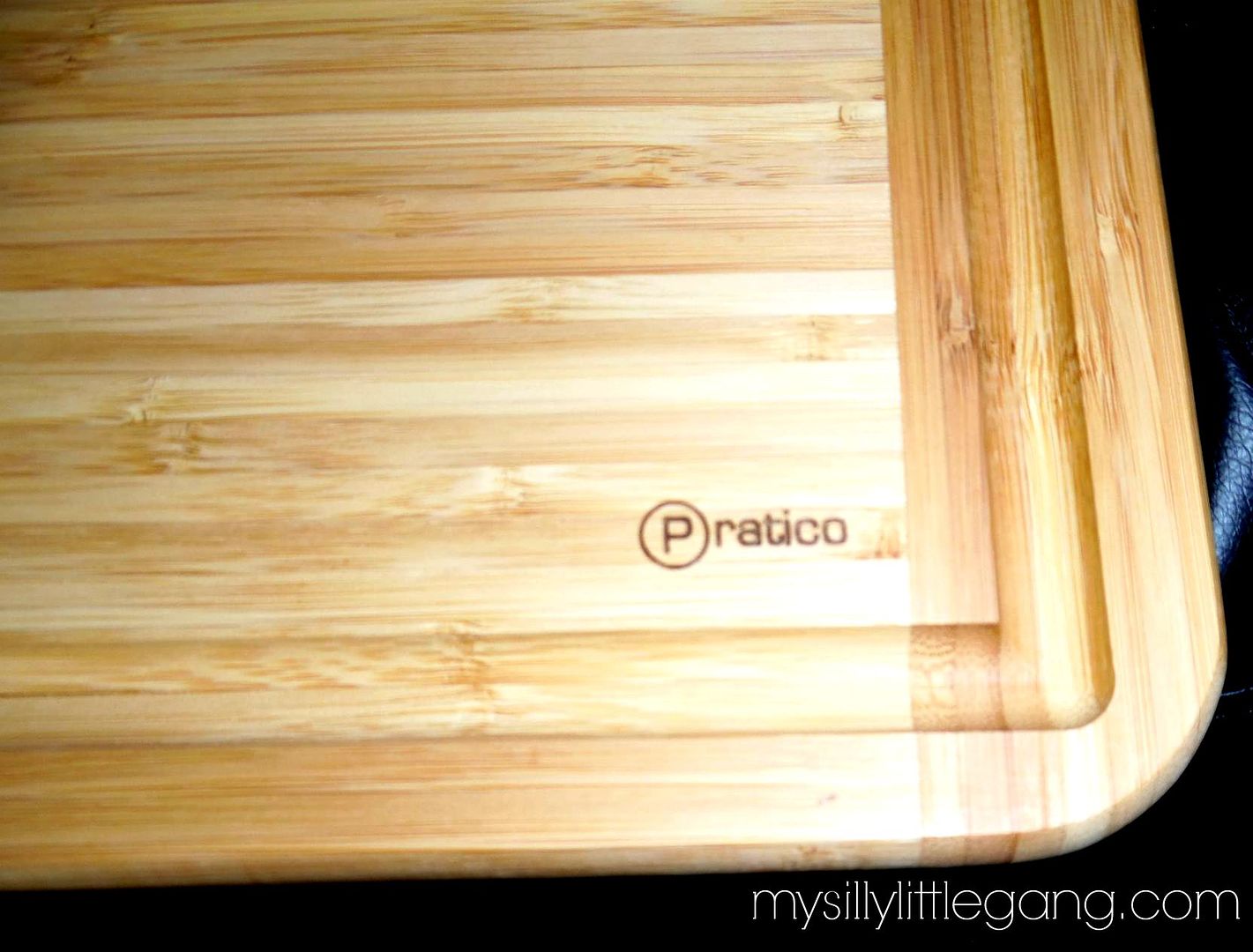 practico-bamboo-cutting-board
