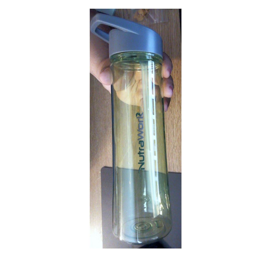 nutrawork-water-bottle