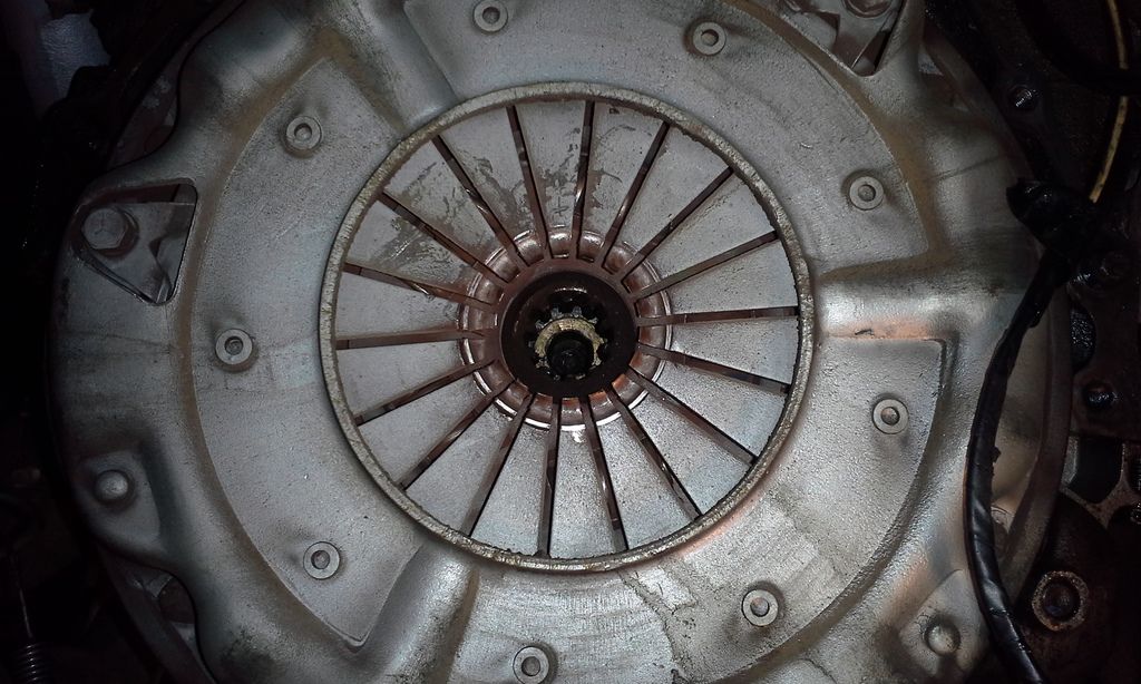 Clutch related knocking sound ECJ5