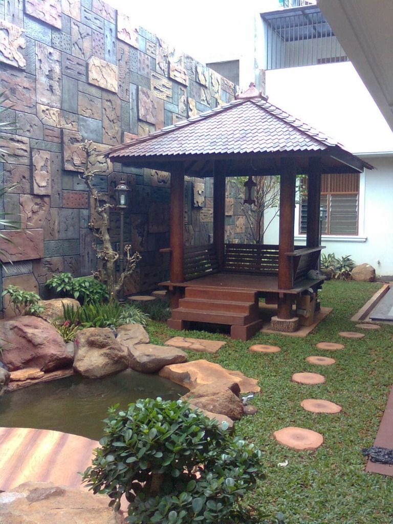tAMAN GAZEBO