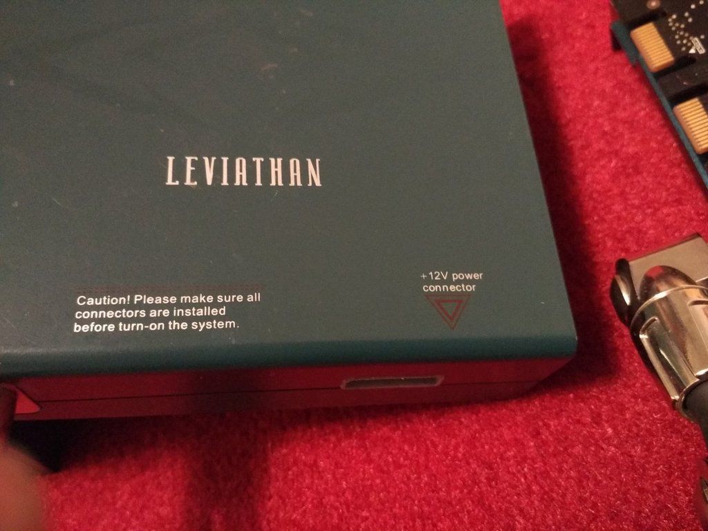 http://i1375.photobucket.com/albums/ag466/bleedingtiger/Leadtek_8800Ultra_Leviathan_2_zpsrtklxeox.jpg