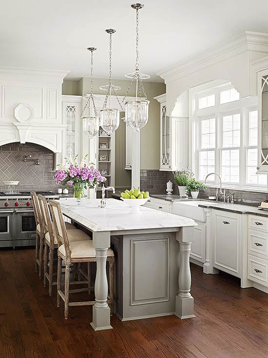 Traditional white kitchen via Better Homes and Gardens