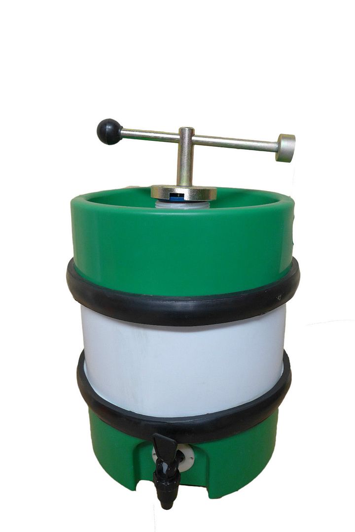 High Strength 5L Plastic Party Keg Kit, with spanner, tap, sterilizer