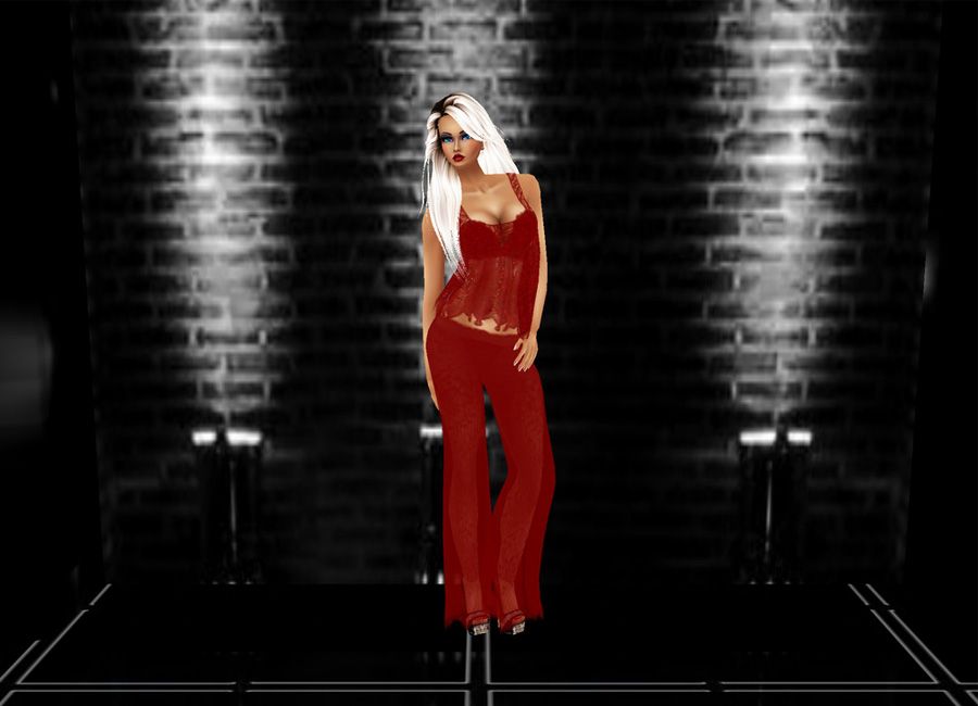  photo suit red sexy 950x650_zpspo6k1q7t.jpg